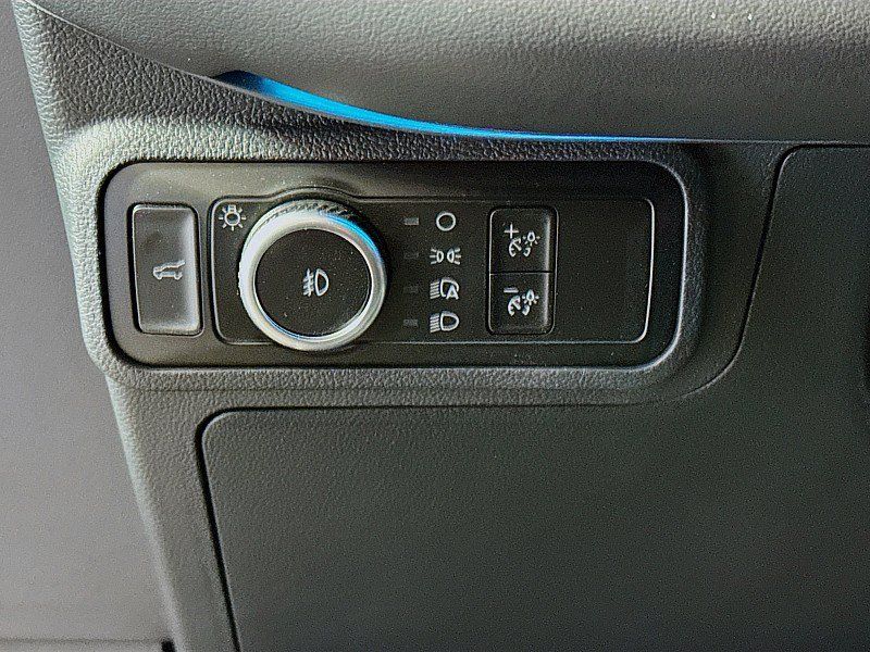 New 2025 Ford Explorer ST-Line w/ Premium Package AWD/4WD image 10