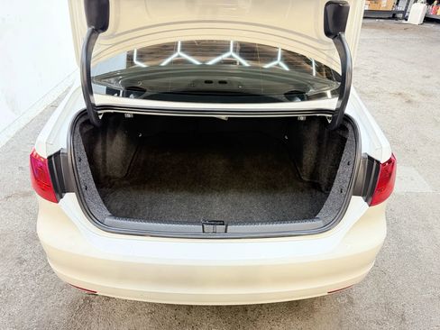 Used 2014 Volkswagen Jetta TDI image 20