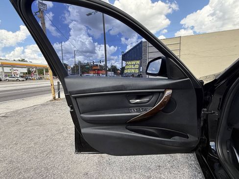 Used 2015 BMW 328i Sedan RWD image 11