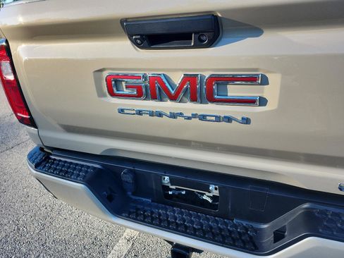 Certified 2024 GMC Canyon Elevation w/ Convenience Package image 4