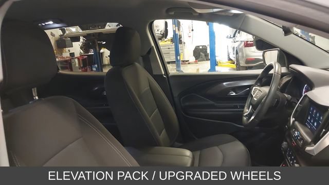 Used 2024 GMC Terrain SLE w/ Elevation Edition FWD image 39