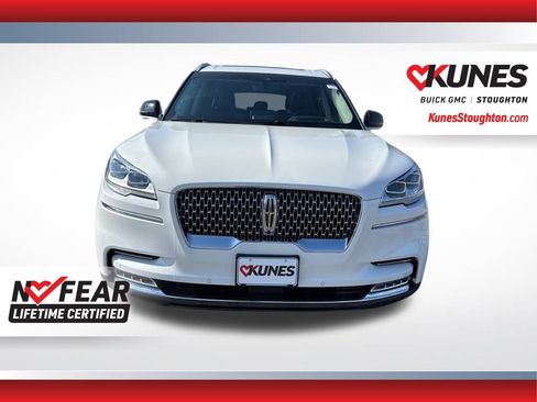 Used 2020 Lincoln Aviator Reserve w/ Equipment Group 202A image 5