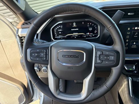 Used 2024 GMC Sierra 2500 Denali w/ Denali Reserve Package image 30