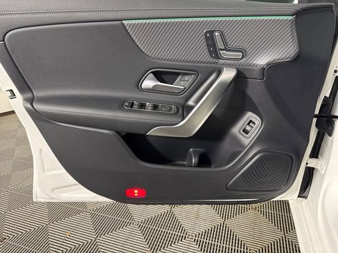 Certified 2025 Mercedes-Benz CLA 250 4MATIC image 23