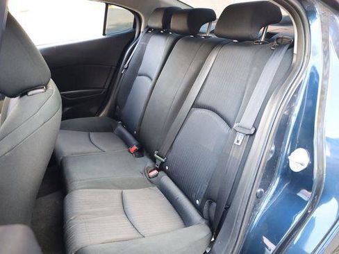 Used 2015 MAZDA MAZDA3 i Sport FWD image 17