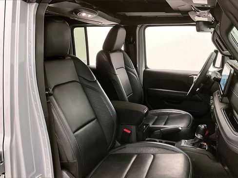 Used 2024 Jeep Wrangler High Altitude image 7