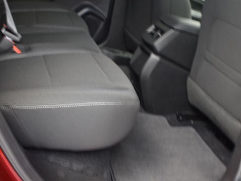 New 2026 Chevrolet Equinox EV LT w/ Comfort Package AWD/4WD image 17