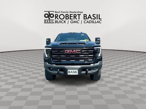 Used 2024 GMC Sierra 2500 AT4X w/ AT4X AEV Edition AWD/4WD image 3