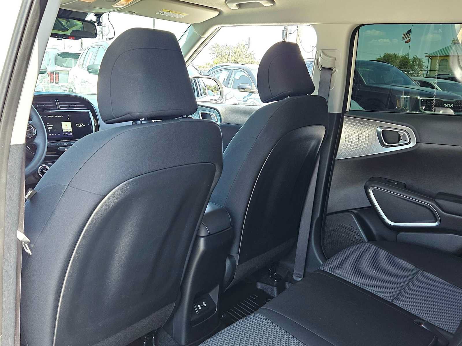 Certified 2023 Kia Soul S FWD image 16