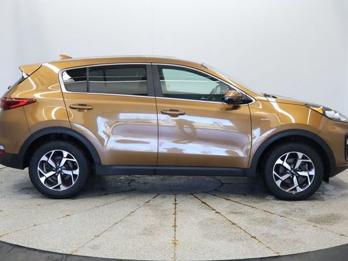 Used 2020 Kia Sportage LX w/ LX Popular Package AWD/4WD image 8