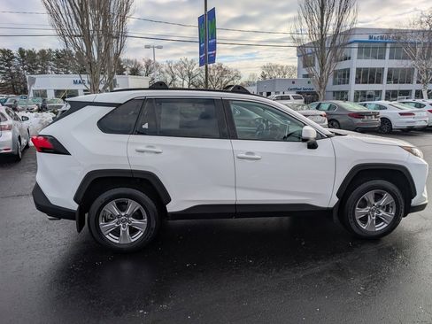 Certified 2022 Toyota RAV4 XLE image 10