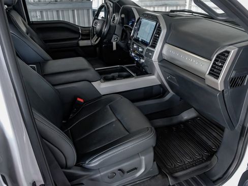 Used 2022 Ford F450 Lariat w/ Chrome Package image 13