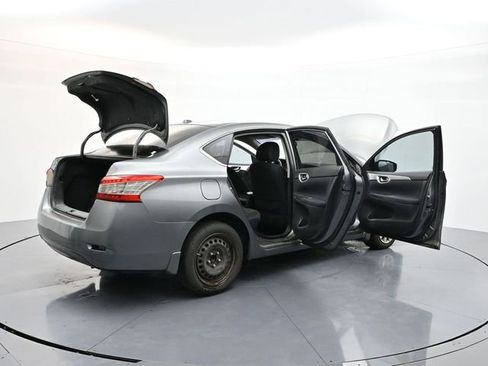 Used 2015 Nissan Sentra SV image 39