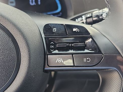 Used 2026 Hyundai Elantra Sport FWD image 37
