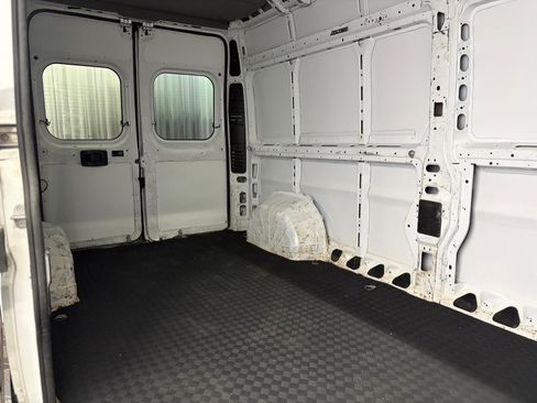 Used 2017 RAM ProMaster 2500 FWD image 17