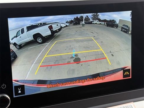 Used 2024 Toyota Tacoma TRD Off-Road image 18