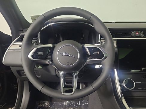 Used 2024 Jaguar XF R-Dynamic SE image 12