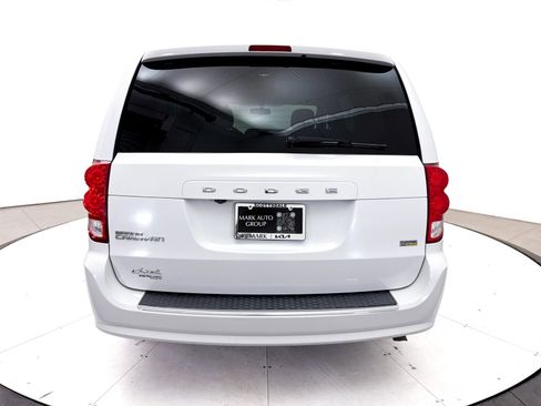 Used 2017 Dodge Grand Caravan SE w/ UConnect Hands-Free Group FWD image 15