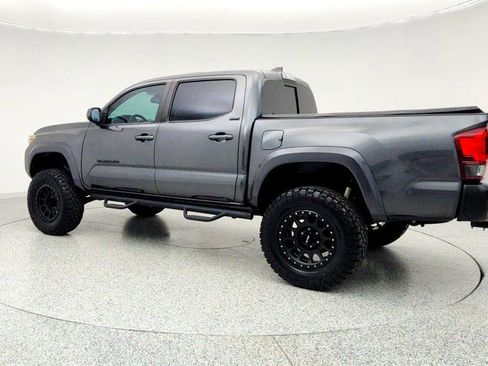 Used 2018 Toyota Tacoma SR5 image 7