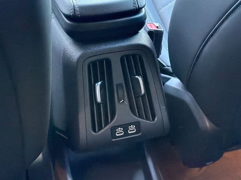 Used 2025 BMW X1 xDrive28i w/ Technology Package image 16