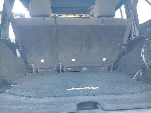 Used 2012 Jeep Wrangler Unlimited Sahara w/ Dual Top Group image 39