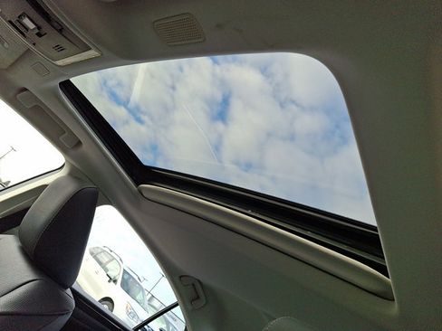 Used 2021 Lexus ES 250 w/ Premium Package image 15