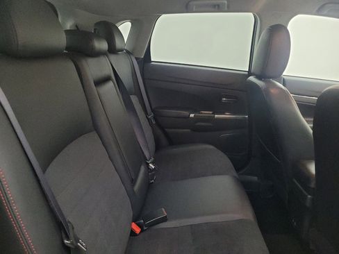 Used 2024 Mitsubishi Outlander Sport SE image 19