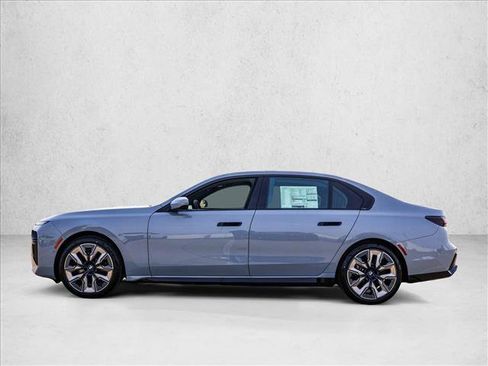 New 2026 BMW 760i xDrive image 8