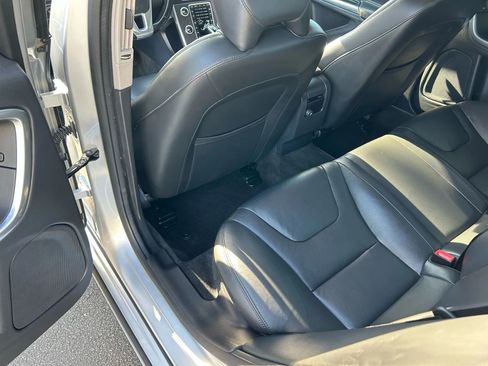 Used 2016 Volvo S60 T5 Premier w/ Convenience Package image 30