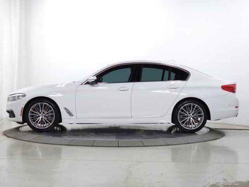 Used 2019 BMW 530i xDrive w/ Convenience Package image 4
