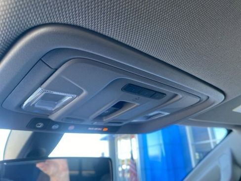 Used 2019 Chevrolet Silverado 1500 RST image 17