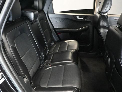 Used 2020 Ford Escape Titanium FWD image 21