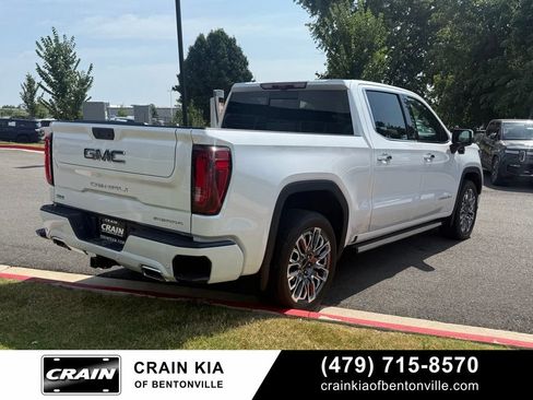 Used 2024 GMC Sierra 1500 Denali Ultimate AWD/4WD image 7