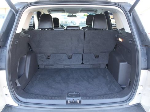Used 2018 Ford Escape SEL FWD image 30