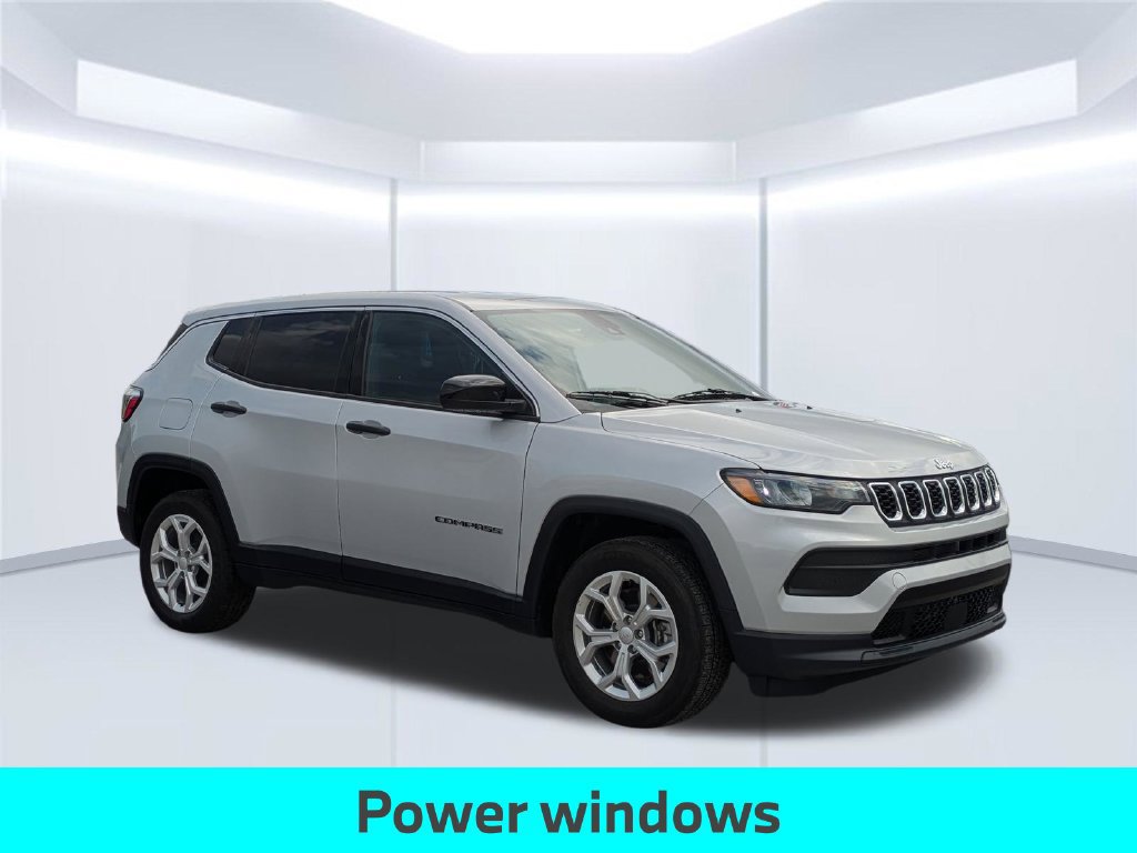 Used 2024 Jeep Compass Sport AWD/4WD image 9