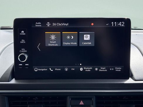 Certified 2025 Honda Pilot Touring image 25