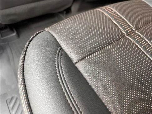 Used 2025 Chevrolet Silverado 1500 High Country w/ Technology Package image 17