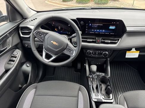 New 2026 Chevrolet TrailBlazer LT AWD/4WD image 9