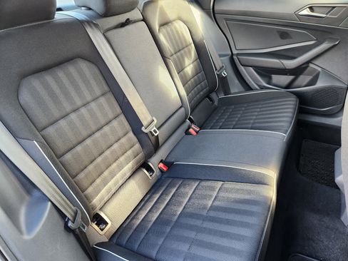 Used 2023 Volkswagen Jetta Sport image 16