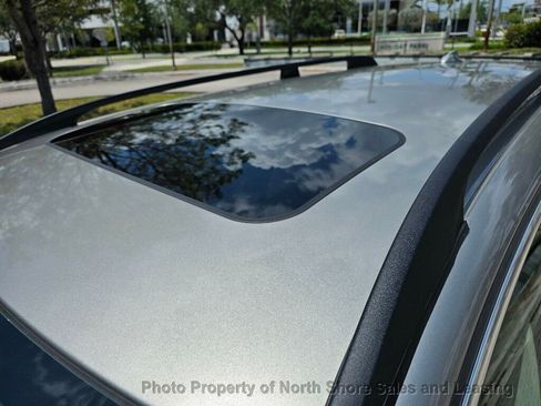 Used 2015 Volvo XC70 T5 Premier w/ Proximity Package FWD image 22