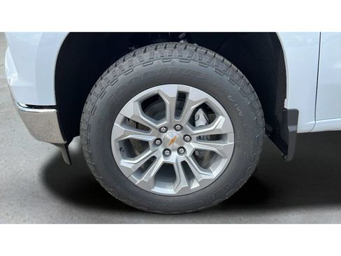 New 2026 Chevrolet Silverado 1500 LTZ w/ LTZ Premium Package AWD/4WD image 35