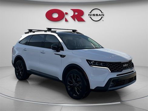 Used 2023 Kia Sorento SX Prestige image 3