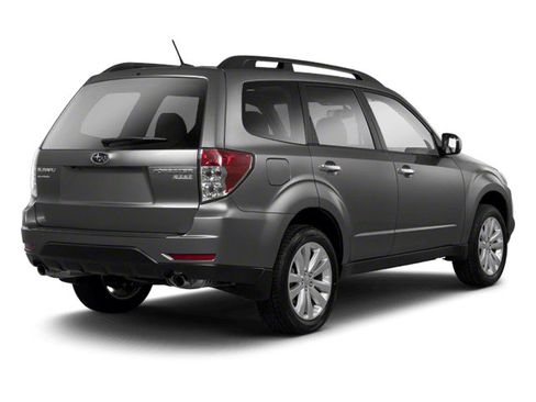Used 2010 Subaru Forester 2.5X AWD/4WD image 3