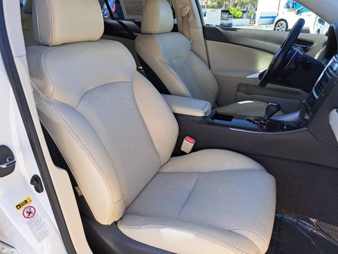 Used 2013 Lexus IS 250 w/ Premium Pkg Value Edition RWD image 10