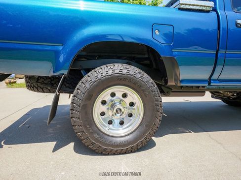 Used 1994 Toyota Pickup DX AWD/4WD image 40