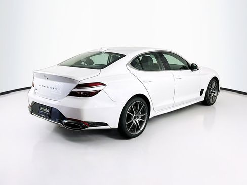Used 2025 Genesis G70 2.5T image 9