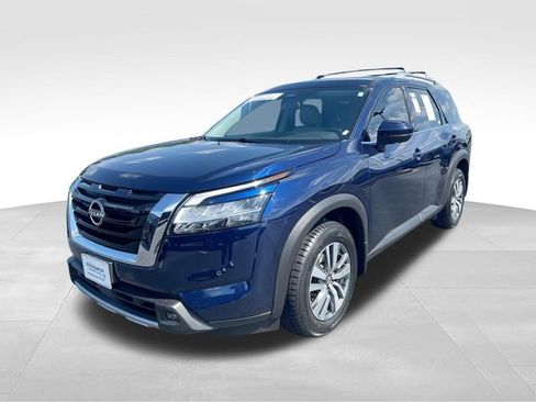 Certified 2023 Nissan Pathfinder SL AWD/4WD image 4