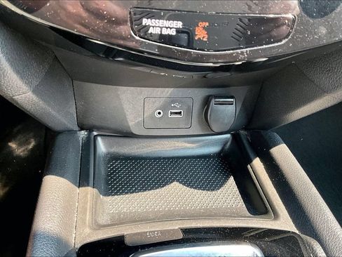 Used 2018 Nissan Rogue S AWD/4WD image 32