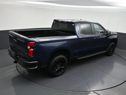 Used 2022 Chevrolet Silverado 1500 LT Trail Boss AWD/4WD image 19