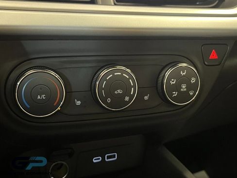 Used 2024 Chevrolet Trax LS w/ LS Convenience Package image 15